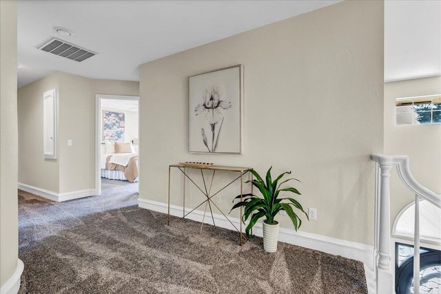 2511 E Harter Court, Visalia, CA 93292