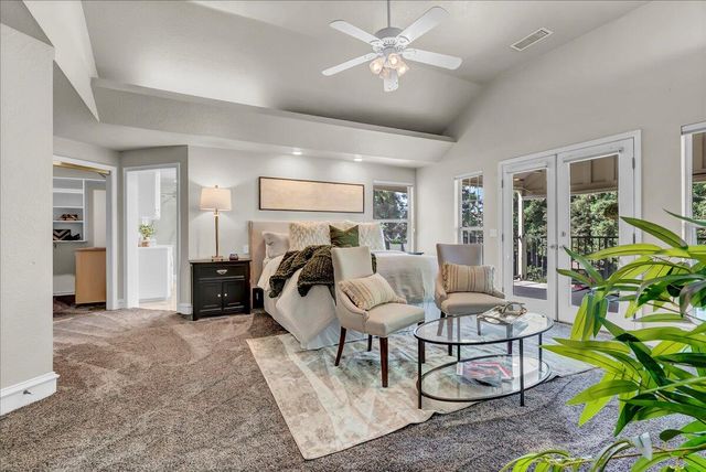 2511 E Harter Court, Visalia, CA 93292