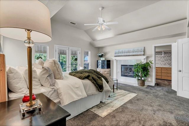 2511 E Harter Court, Visalia, CA 93292