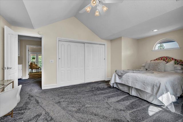 2511 E Harter Court, Visalia, CA 93292