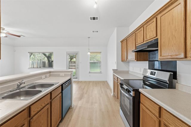 3629 Spring Canyon TRL, Round Rock, TX 78681