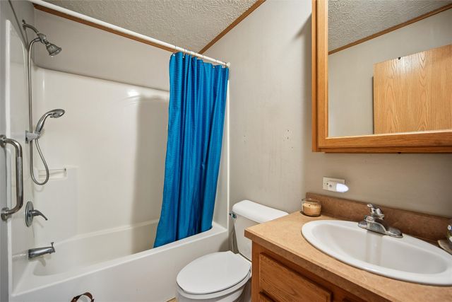 108 3rd Street SE, Melcher Dallas, IA 50163