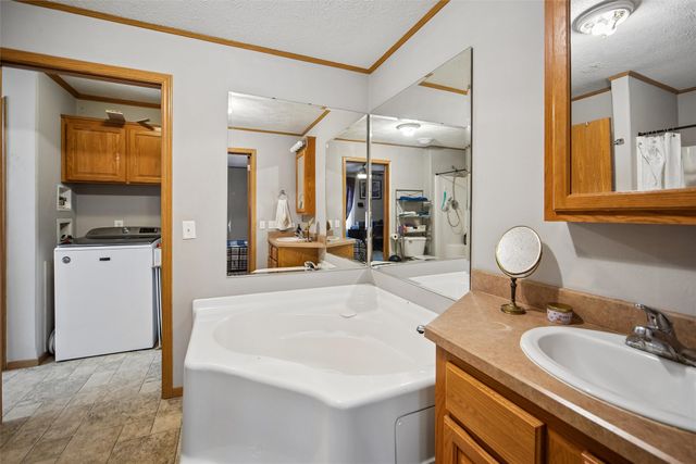 108 3rd Street SE, Melcher Dallas, IA 50163