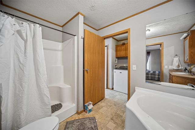 108 3rd Street SE, Melcher Dallas, IA 50163