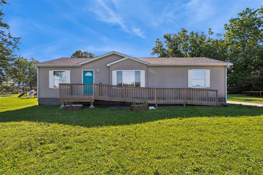 108 3rd Street SE, Melcher Dallas, IA 50163