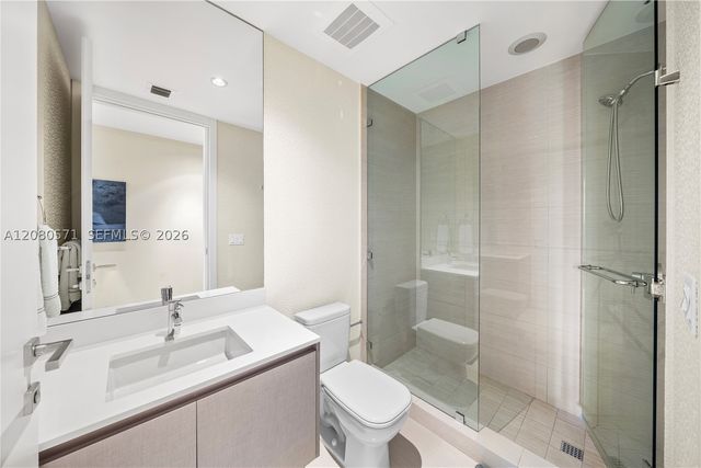 3300 NE 188th St 312, Aventura, FL 33180