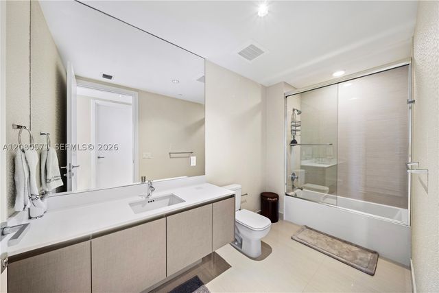 3300 NE 188th St 312, Aventura, FL 33180