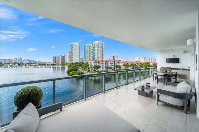 3300 NE 188th St 312, Aventura, FL 33180