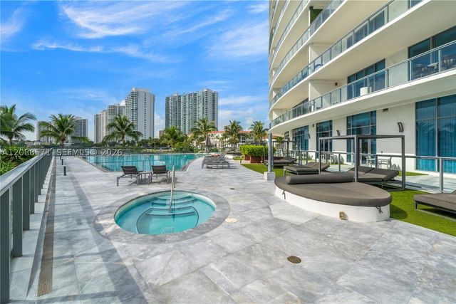 3300 NE 188th St 312, Aventura, FL 33180