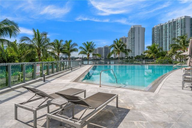 3300 NE 188th St 312, Aventura, FL 33180