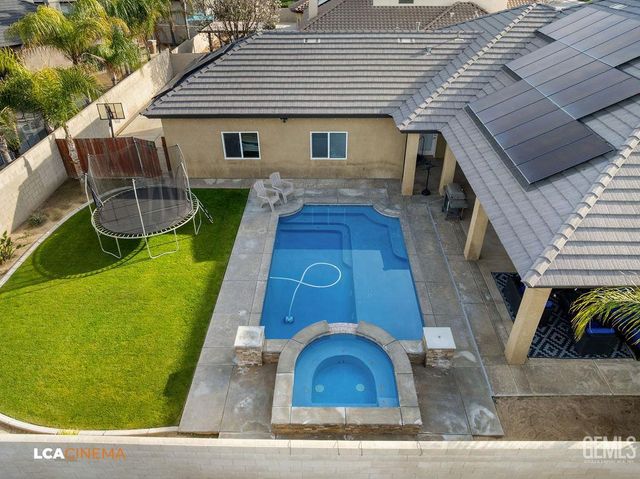 4140 Meadow Lake Drive, Bakersfield, CA 93314