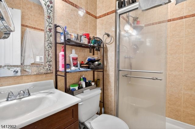 9 Kingsberry Dr, Franklin Twp., NJ 08873