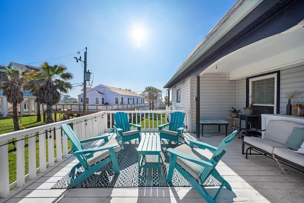 305 Ocean Boulevard, Freeport, TX 77541
