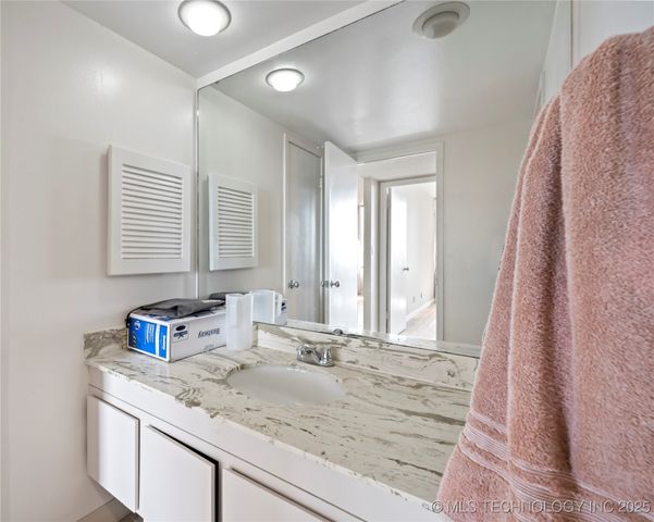 450 W 7th Street 807, Tulsa, OK 74119