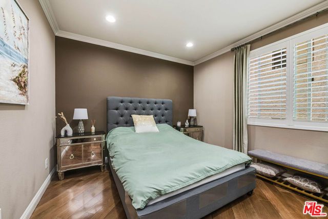4805 Bellflower Avenue 104, North Hollywood (los Angeles), CA 91601