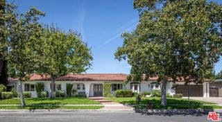 19523 Vintage Street, Northridge, CA 91324