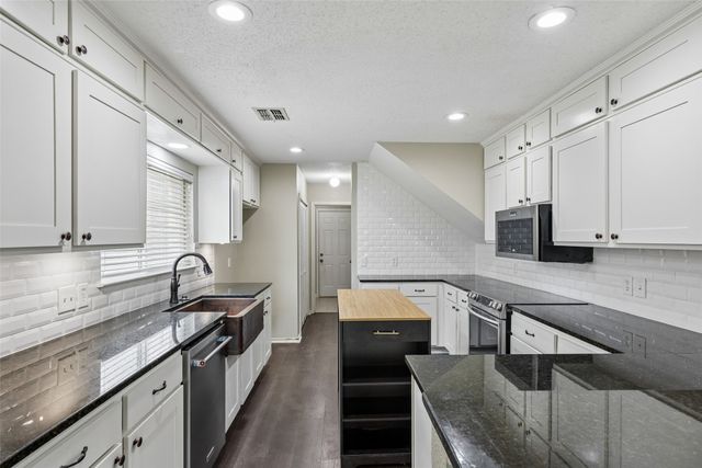 2308 Collington Drive, Roanoke, TX 76262