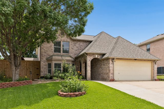 2308 Collington Drive, Roanoke, TX 76262