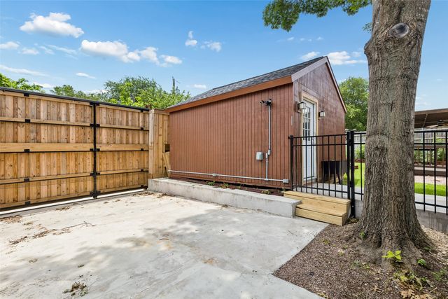 2308 Collington Drive, Roanoke, TX 76262