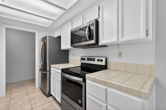 22139 Castille Ln 55, Hayward, CA 94541