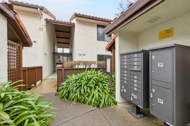 22139 Castille Ln 55, Hayward, CA 94541