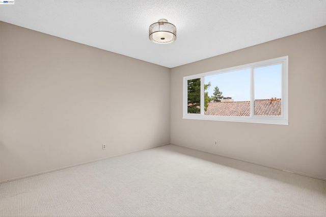 22139 Castille Ln 55, Hayward, CA 94541