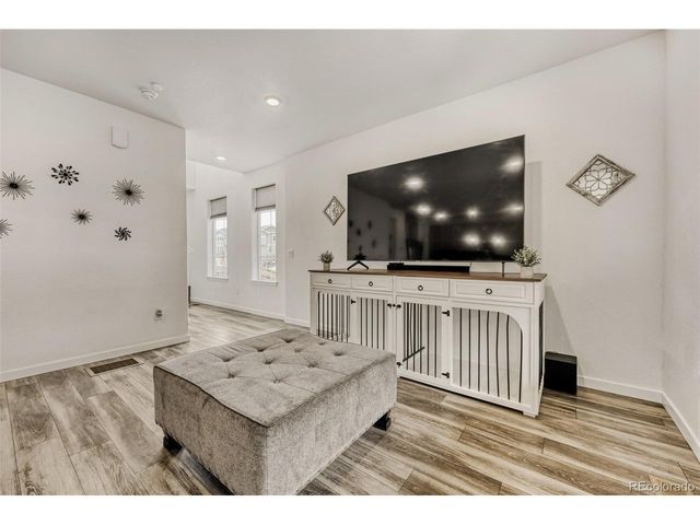 9541 Richfield St, Commerce City, CO 80022