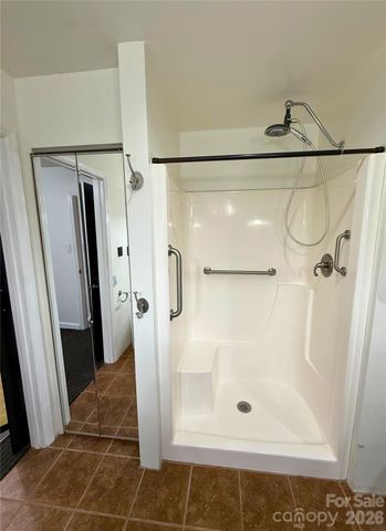 2333 Lakeview Circle, Matthews, NC 28105