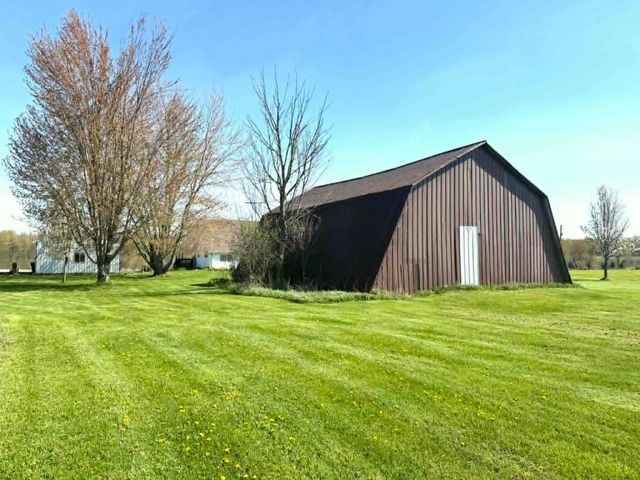 8377 Truman Road, Evart, MI 49631