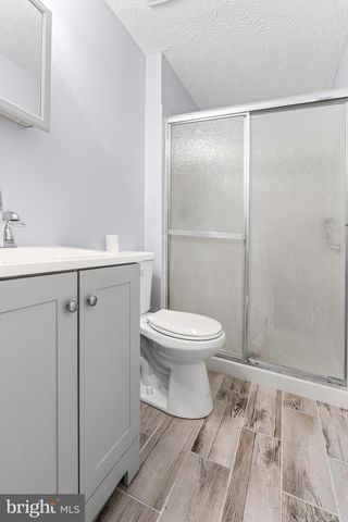 6425 LACROSSE LN NE, Glen Burnie, MD 21061