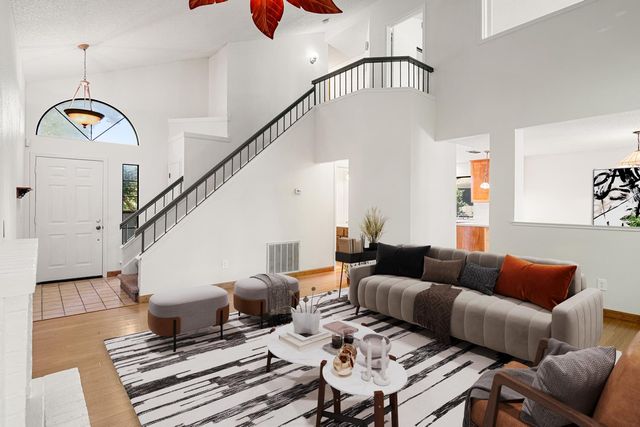 695 Cutting Way, Sacramento, CA 95831