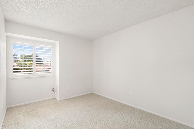 695 Cutting Way, Sacramento, CA 95831