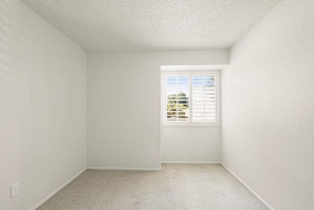 695 Cutting Way, Sacramento, CA 95831