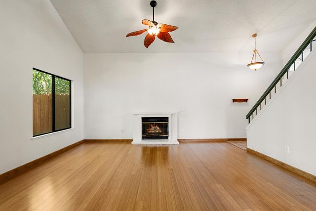 695 Cutting Way, Sacramento, CA 95831