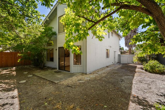 695 Cutting Way, Sacramento, CA 95831