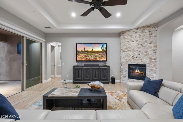 12411 W TYLER Trail, Peoria, AZ 85383