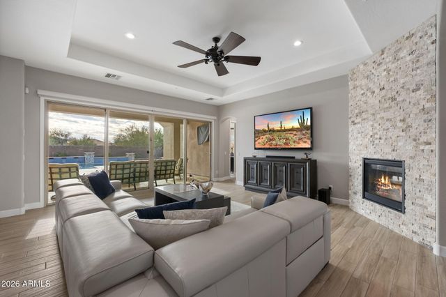 12411 W TYLER Trail, Peoria, AZ 85383