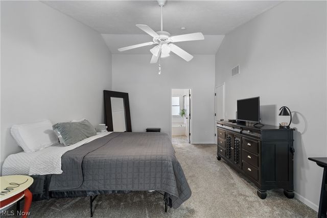 4467 Newcastle Cove, Brunswick, OH 44212