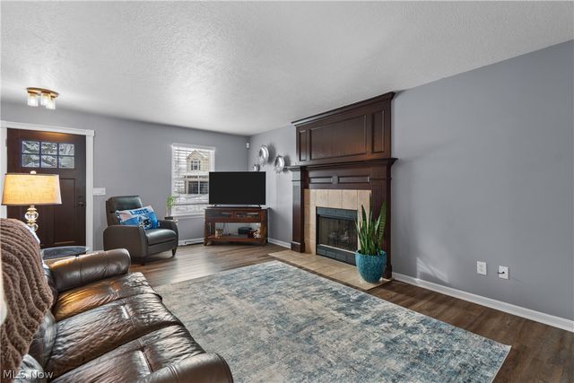 4467 Newcastle Cove, Brunswick, OH 44212