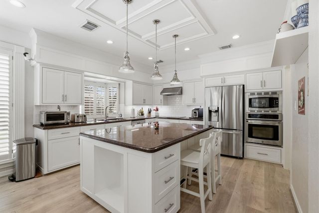 4519 Castlewood Street, Sugar Land, TX 77479