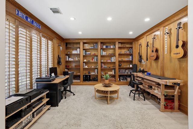 4519 Castlewood Street, Sugar Land, TX 77479