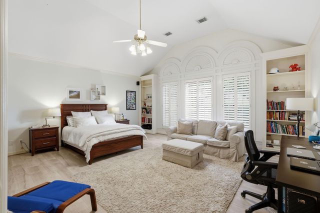 4519 Castlewood Street, Sugar Land, TX 77479