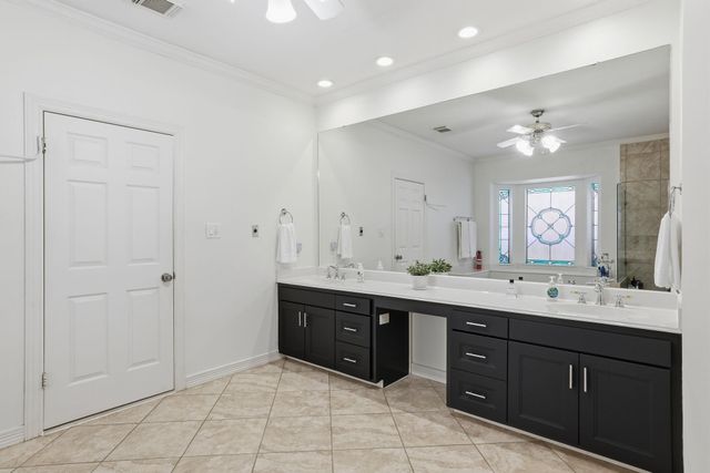 4519 Castlewood Street, Sugar Land, TX 77479