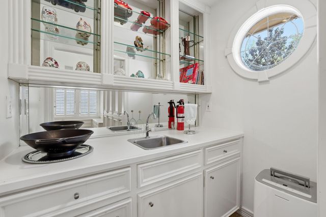 4519 Castlewood Street, Sugar Land, TX 77479