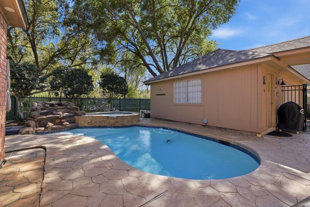 4519 Castlewood Street, Sugar Land, TX 77479