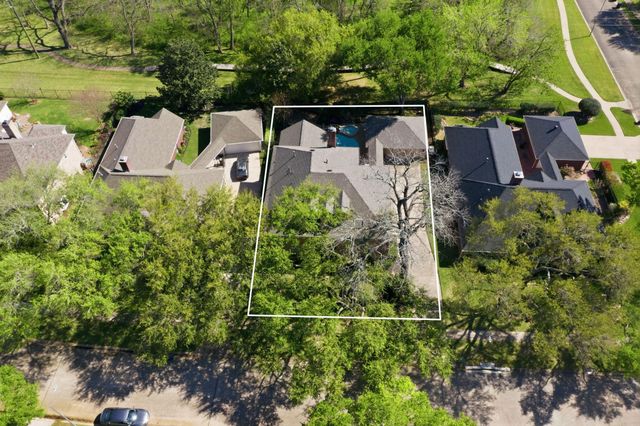 4519 Castlewood Street, Sugar Land, TX 77479