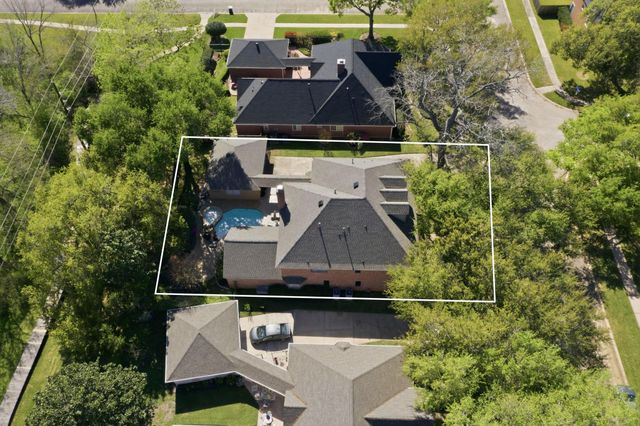 4519 Castlewood Street, Sugar Land, TX 77479