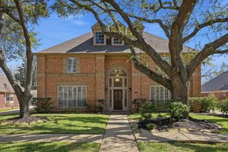 4519 Castlewood Street, Sugar Land, TX 77479