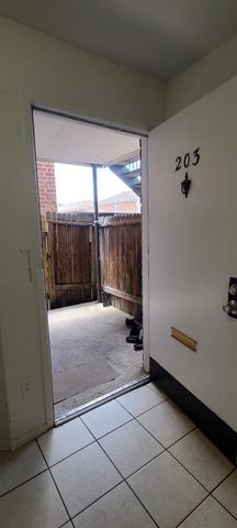 9201 Clarewood Drive 203, Houston, TX 77036