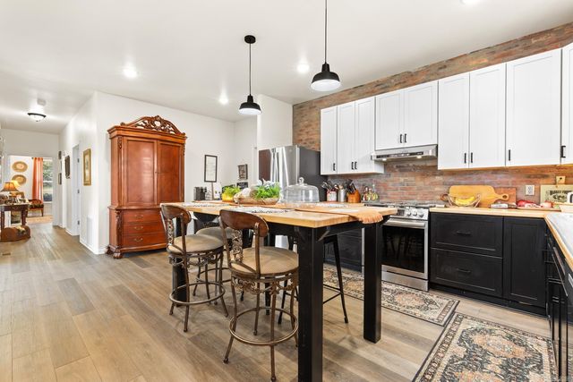 2935 MC 2027, Yellville, AR 72687